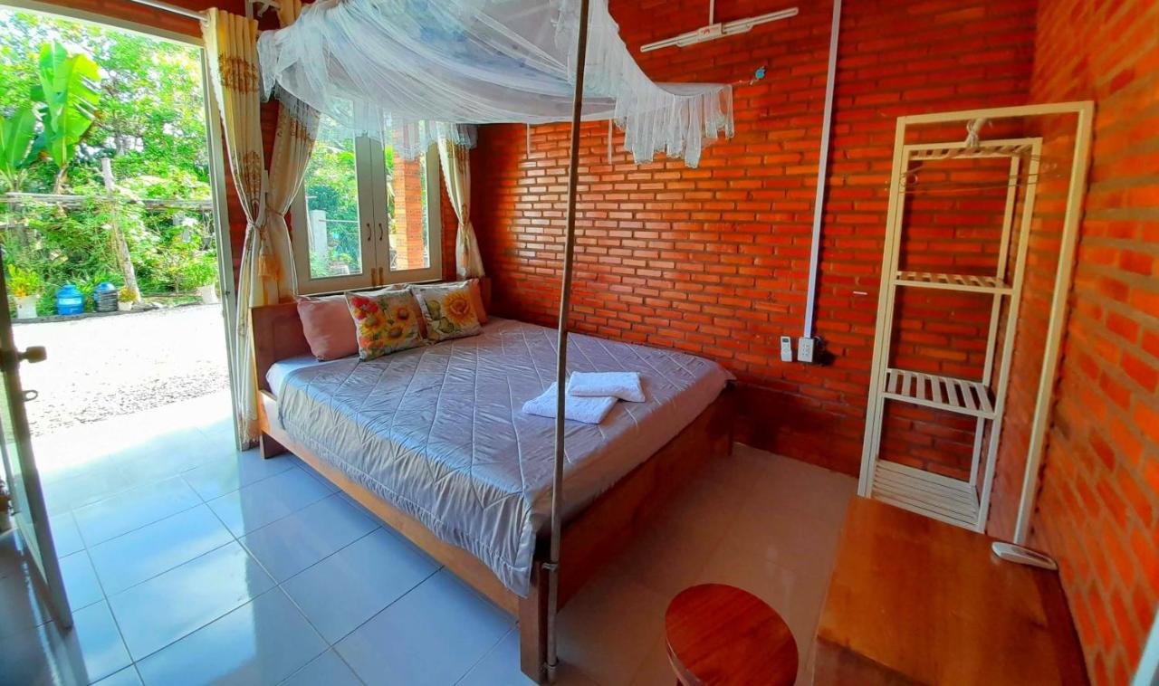 Cat Tien Backpackers Hostel Exterior photo