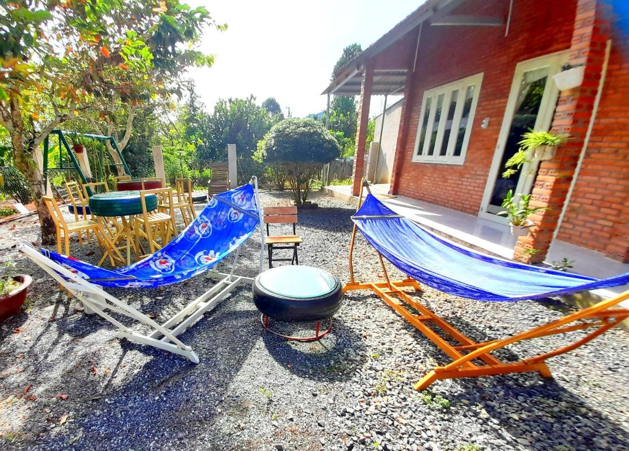 Cat Tien Backpackers Hostel Exterior photo