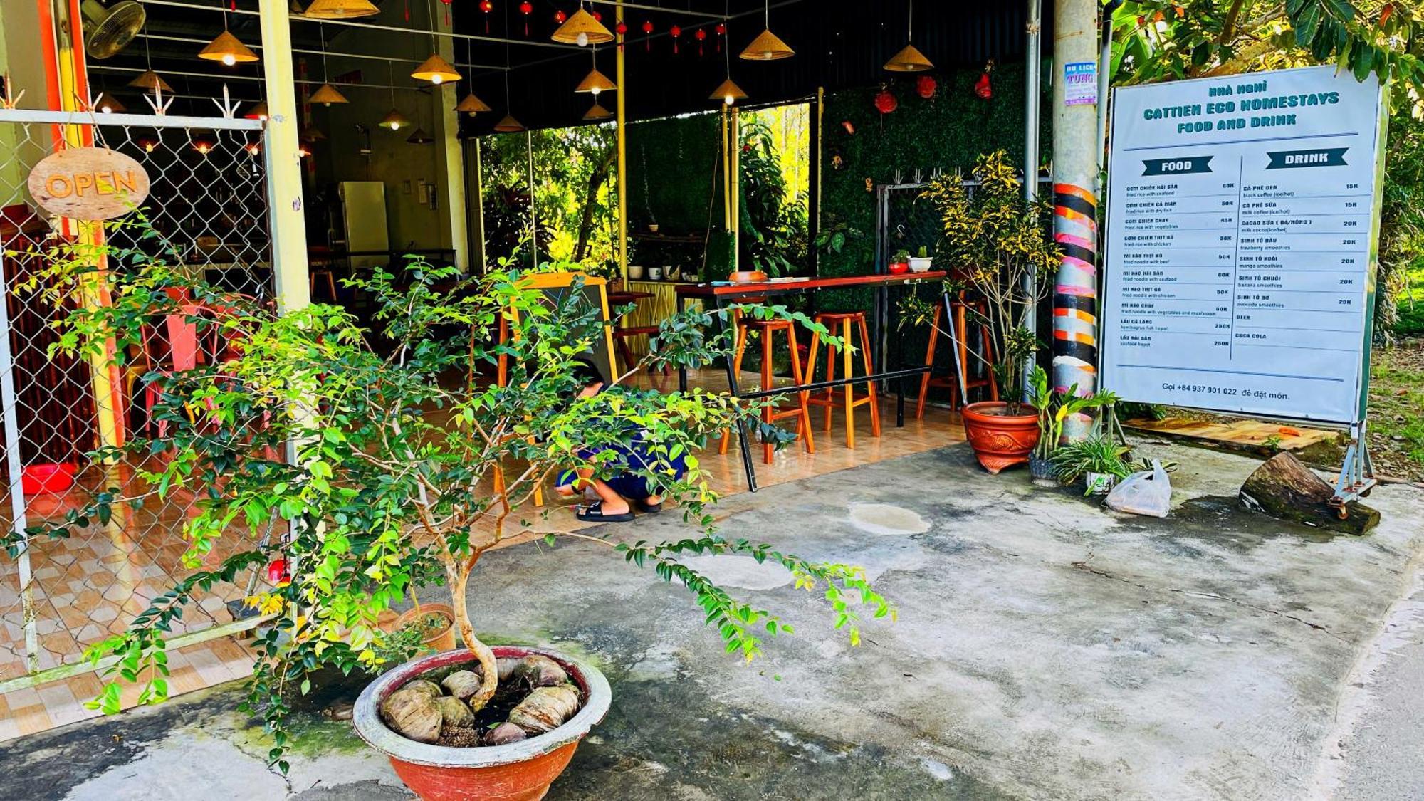 Cat Tien Backpackers Hostel Exterior photo