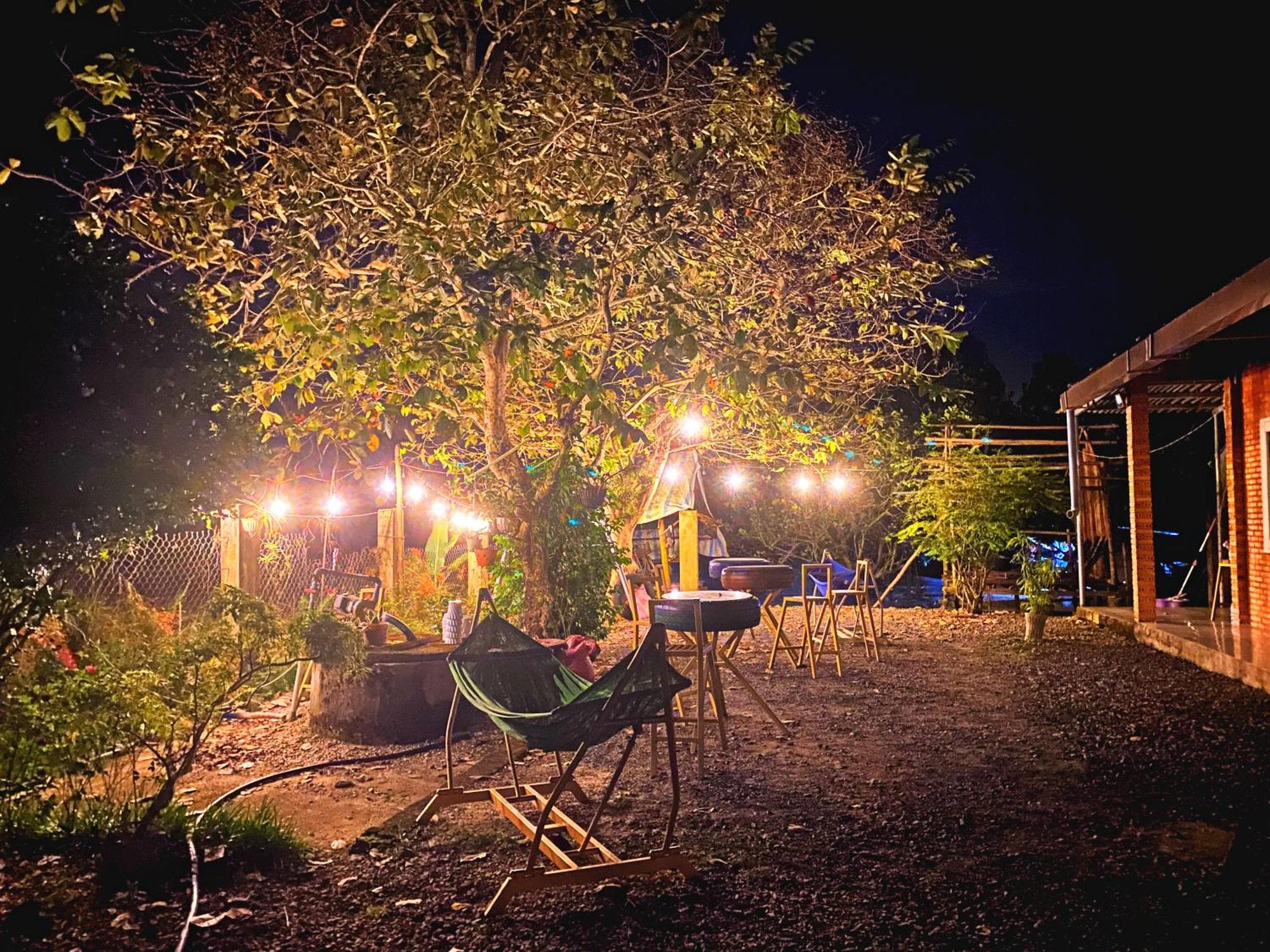 Cat Tien Backpackers Hostel Exterior photo