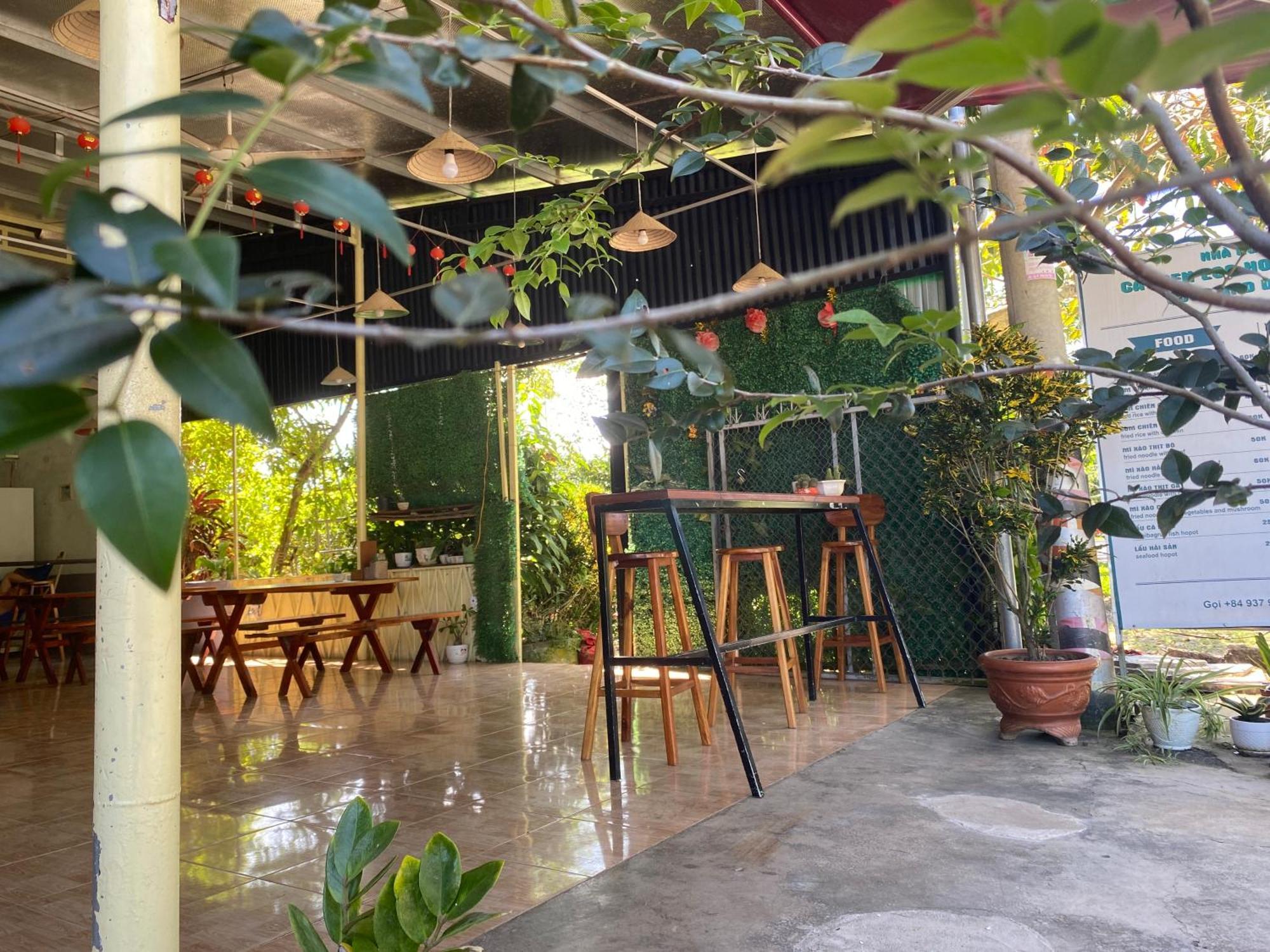 Cat Tien Backpackers Hostel Exterior photo