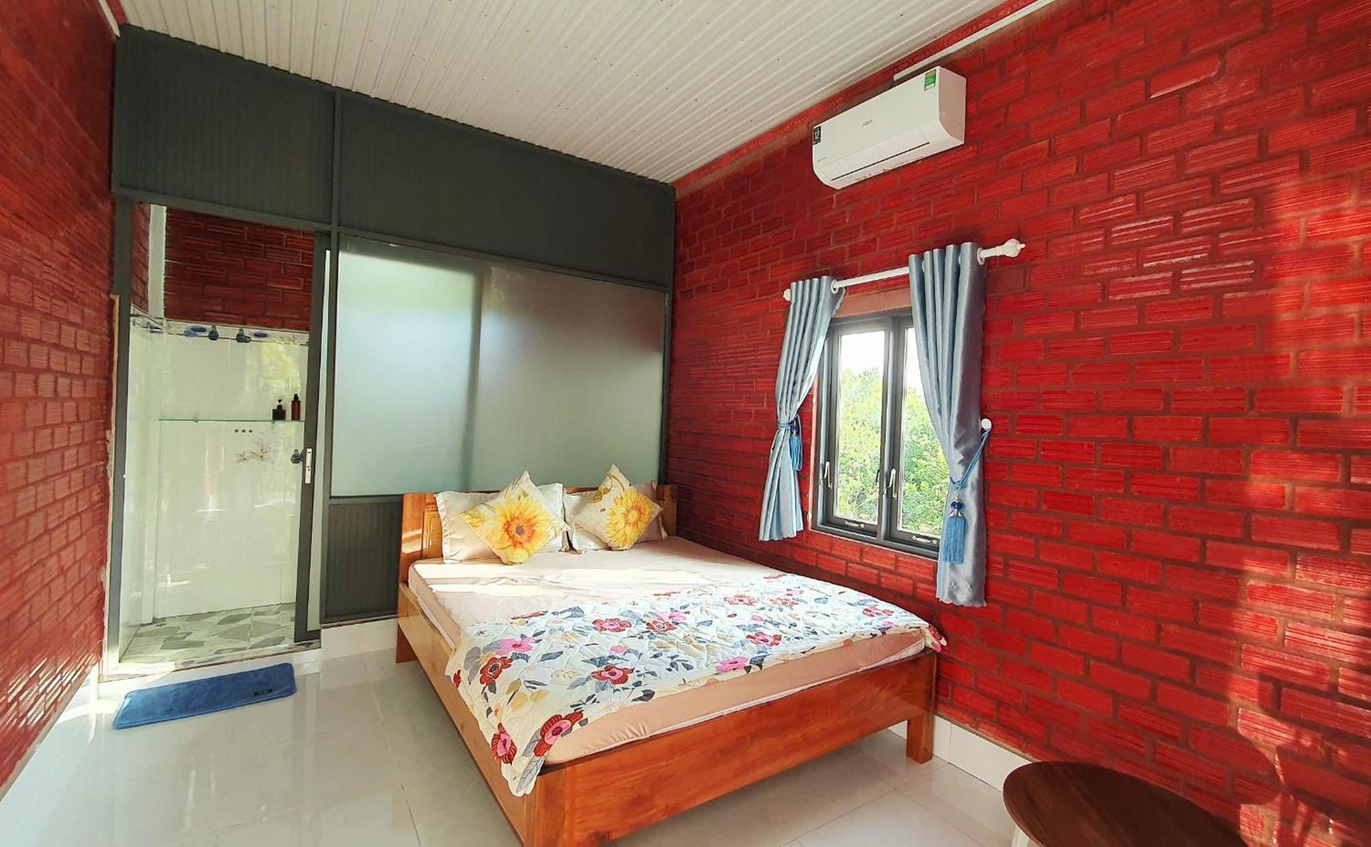 Cat Tien Backpackers Hostel Exterior photo