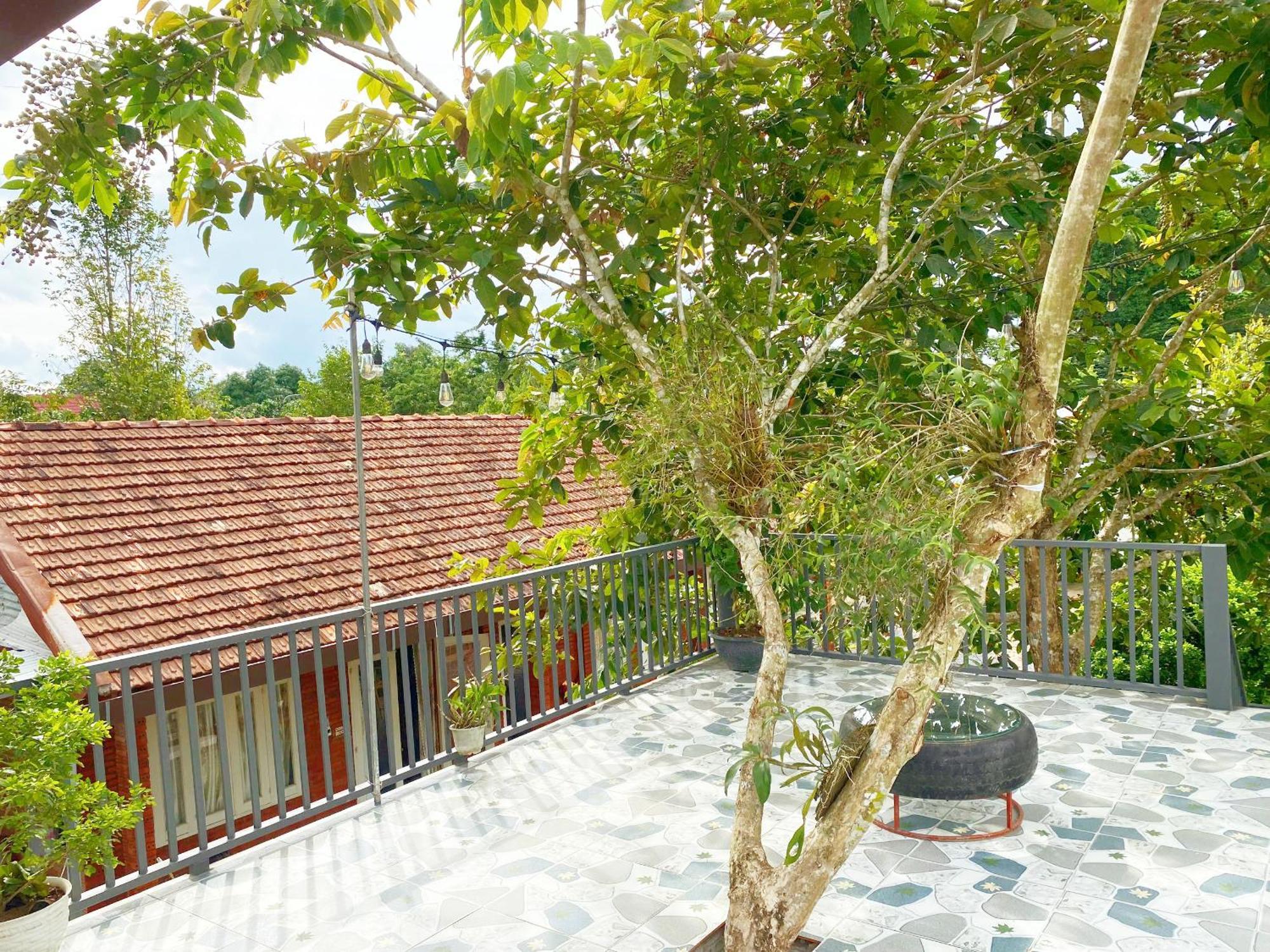 Cat Tien Backpackers Hostel Exterior photo